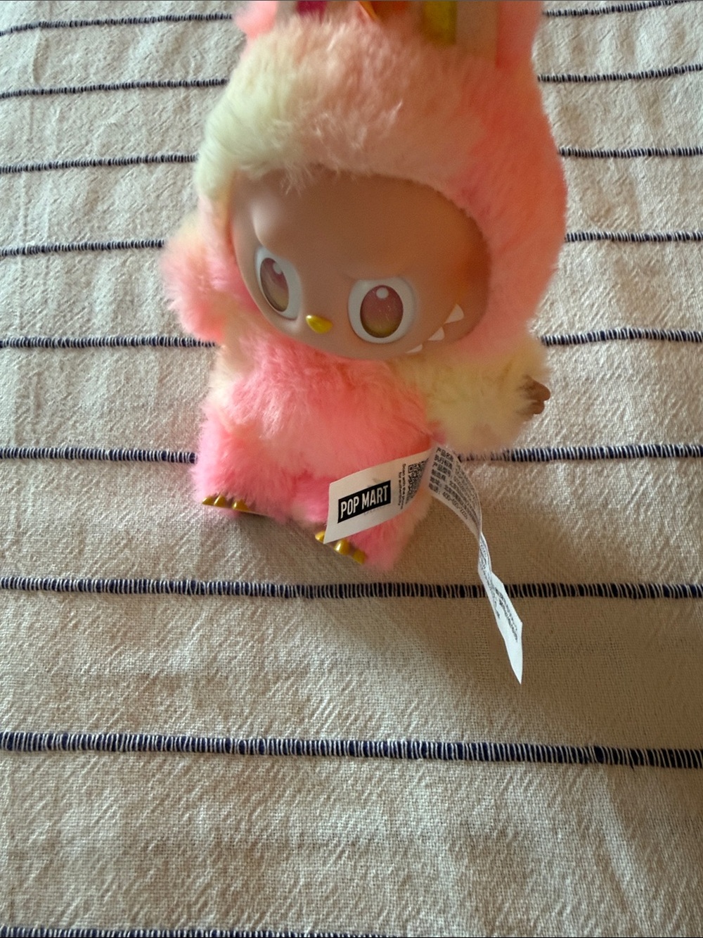 Labubu - Picture 3 of 3
